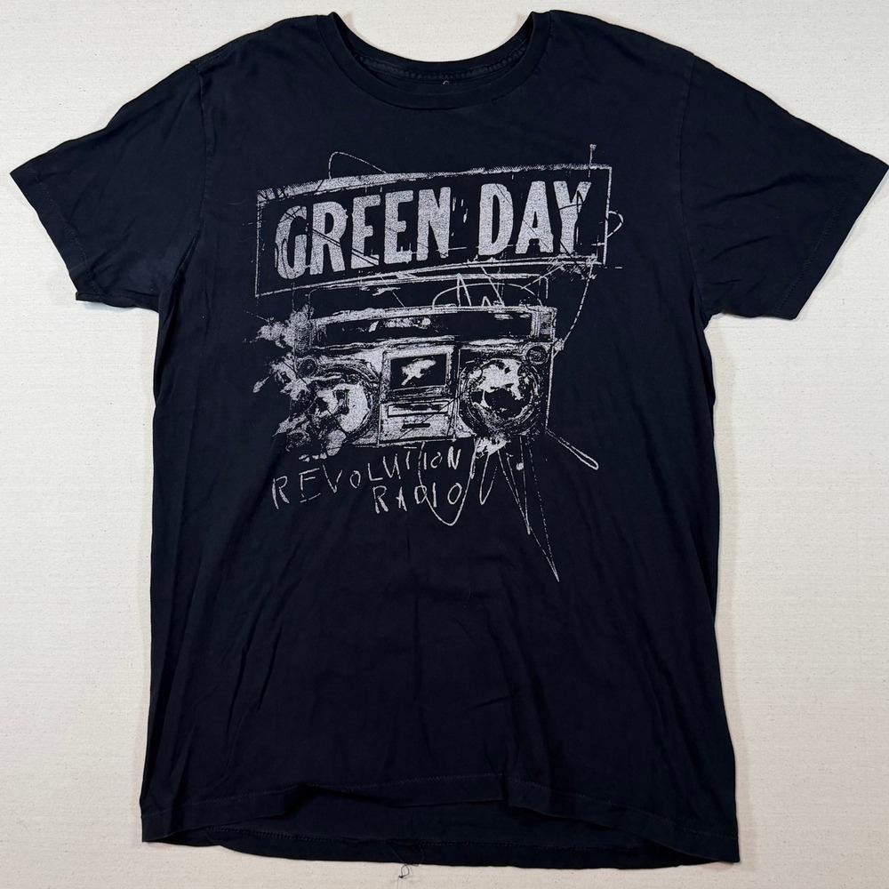 Green Day Revolution Radio Graphic T-Shirt Mens Black Punk Rock Band Tee Medium